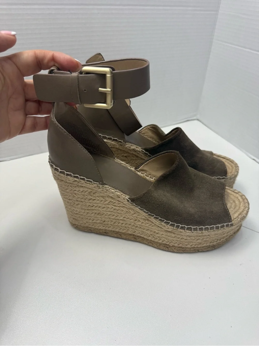 Marc Fisher taupe suede